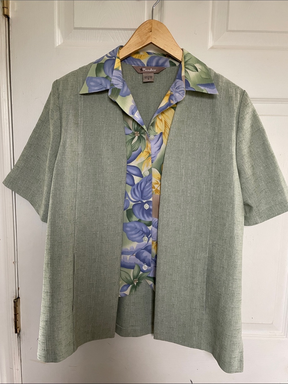 TanJay Sage Green Short Sleeve Button-Front Shirt with Floral Trim